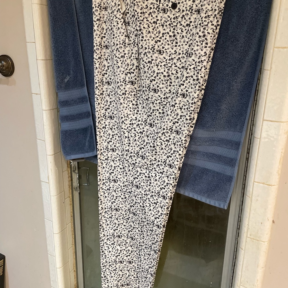Pants - Picture 2 of 3